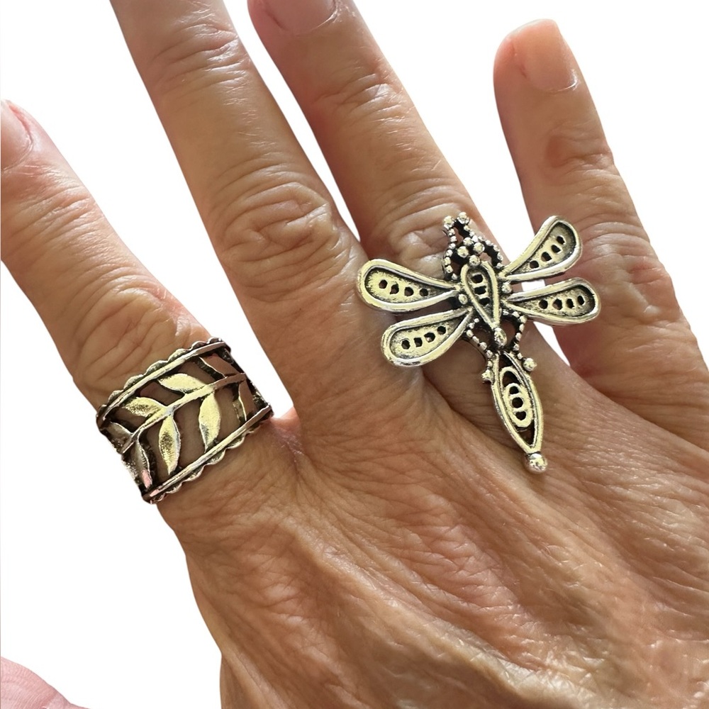 2 Piece Silver Ring Set (Dragonfly and Leaves)